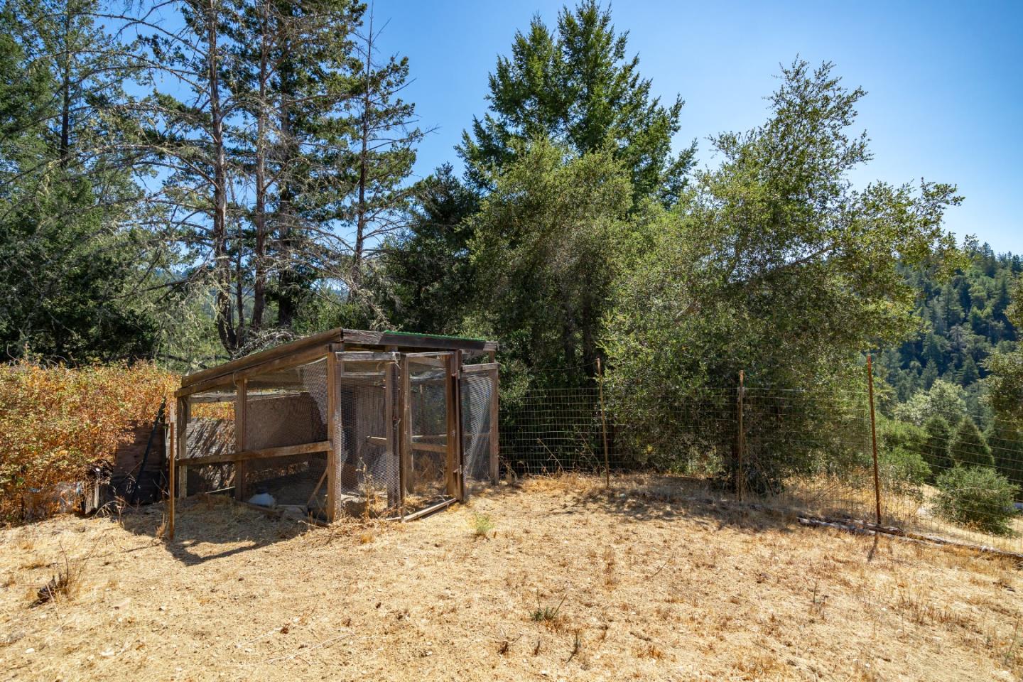 Detail Gallery Image 45 of 53 For 450 Hawk Ridge Rd, Boulder Creek,  CA 95006 - 4 Beds | 3 Baths