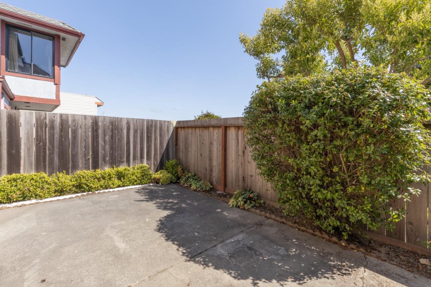 Detail Gallery Image 12 of 24 For 3730 Bettman Way, South San Francisco,  CA 94080 - 3 Beds | 2 Baths