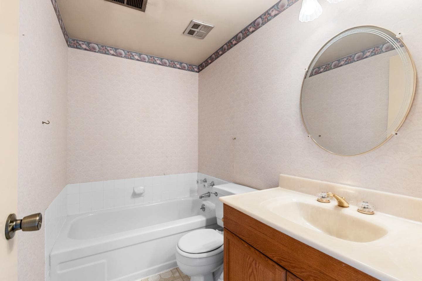 Detail Gallery Image 13 of 24 For 3730 Bettman Way, South San Francisco,  CA 94080 - 3 Beds | 2 Baths