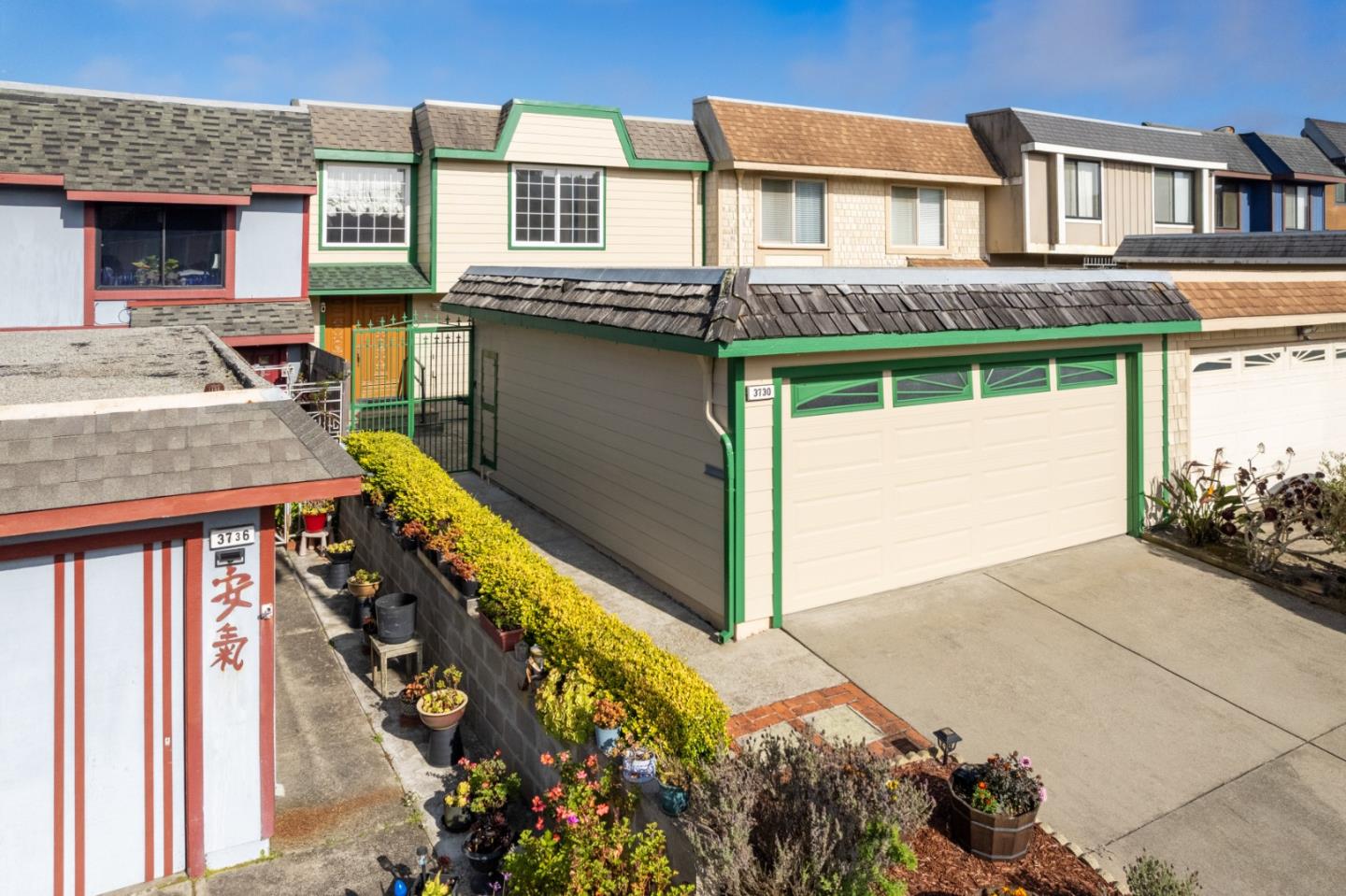 Detail Gallery Image 2 of 24 For 3730 Bettman Way, South San Francisco,  CA 94080 - 3 Beds | 2 Baths