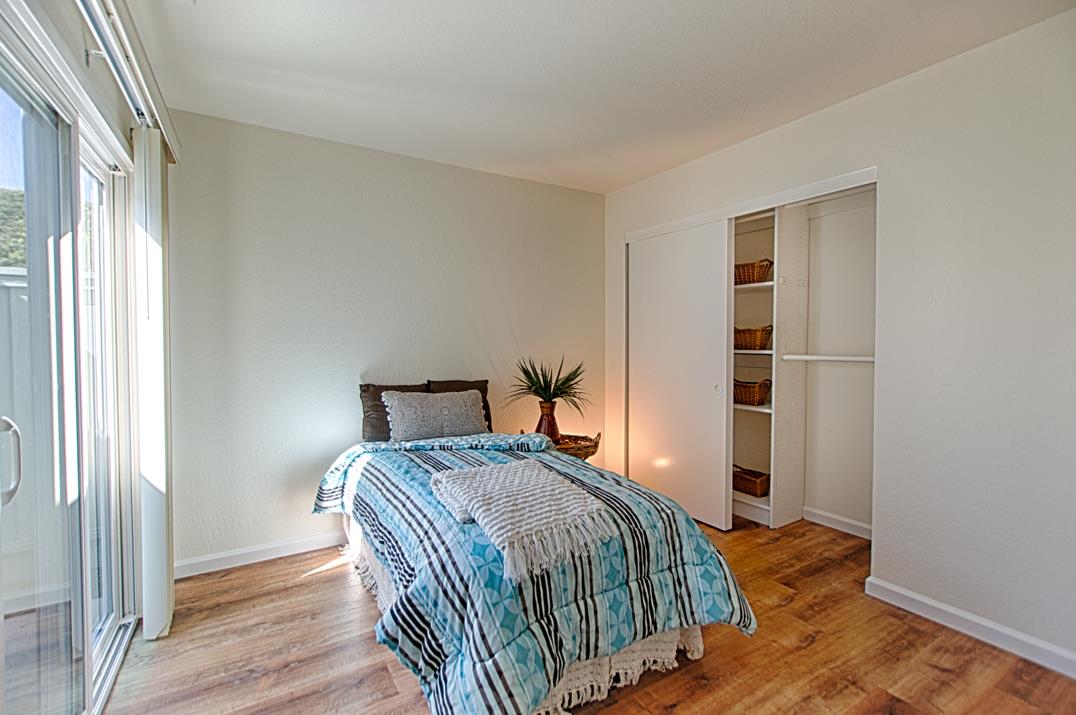 Detail Gallery Image 16 of 39 For 4223 Sea Pines Ct, Capitola,  CA 95010 - 2 Beds | 1 Baths