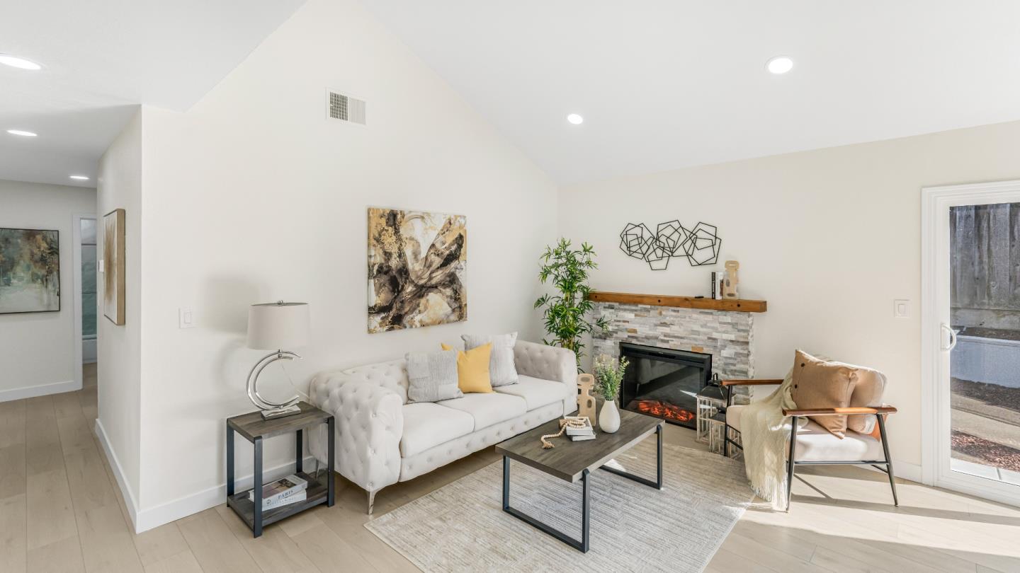 Detail Gallery Image 13 of 59 For 34981 Skylark Dr, Union City,  CA 94587 - 4 Beds | 2 Baths