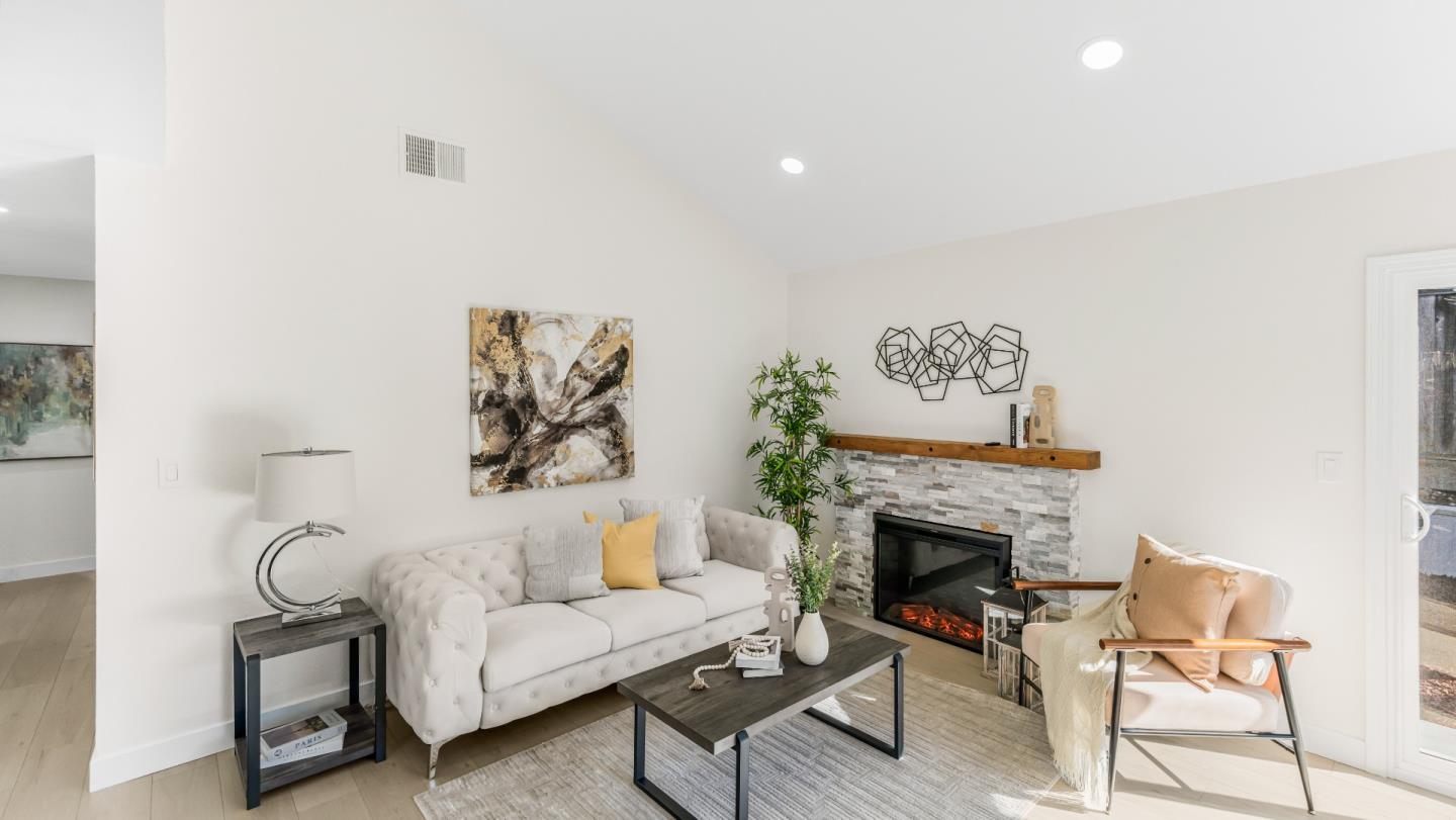Detail Gallery Image 14 of 59 For 34981 Skylark Dr, Union City,  CA 94587 - 4 Beds | 2 Baths