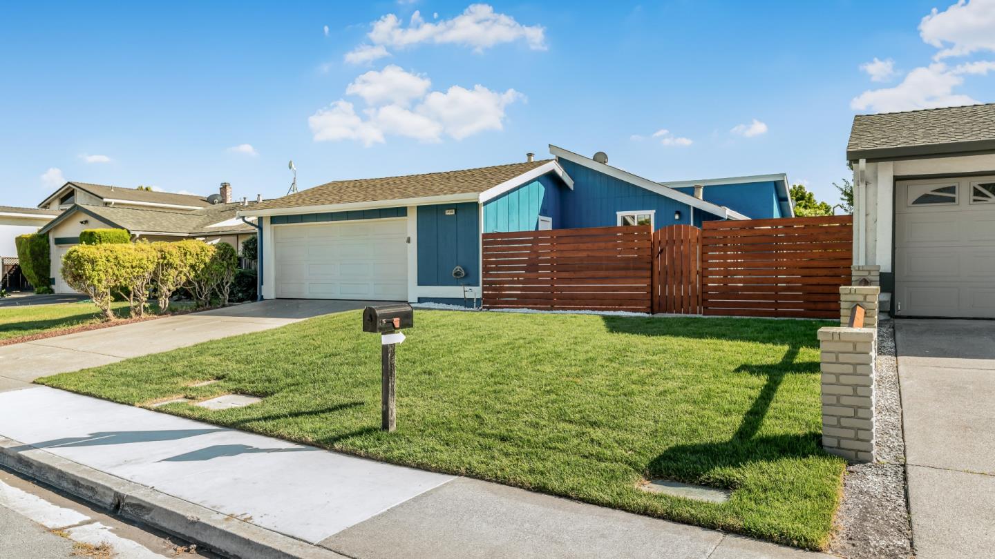 Detail Gallery Image 3 of 59 For 34981 Skylark Dr, Union City,  CA 94587 - 4 Beds | 2 Baths