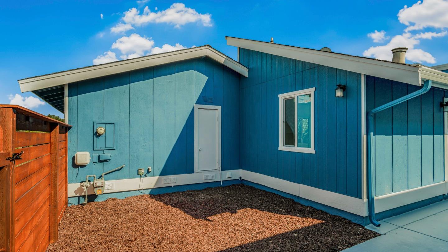 Detail Gallery Image 4 of 59 For 34981 Skylark Dr, Union City,  CA 94587 - 4 Beds | 2 Baths