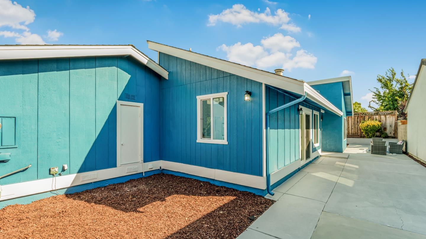 Detail Gallery Image 5 of 59 For 34981 Skylark Dr, Union City,  CA 94587 - 4 Beds | 2 Baths