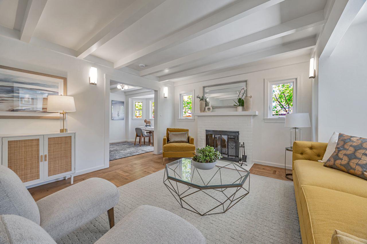 Detail Gallery Image 12 of 51 For 371 Jeter St, Redwood City,  CA 94062 - 4 Beds | 3 Baths