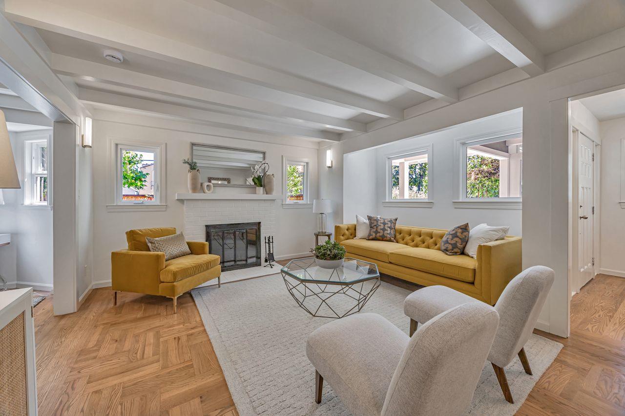Detail Gallery Image 13 of 51 For 371 Jeter St, Redwood City,  CA 94062 - 4 Beds | 3 Baths