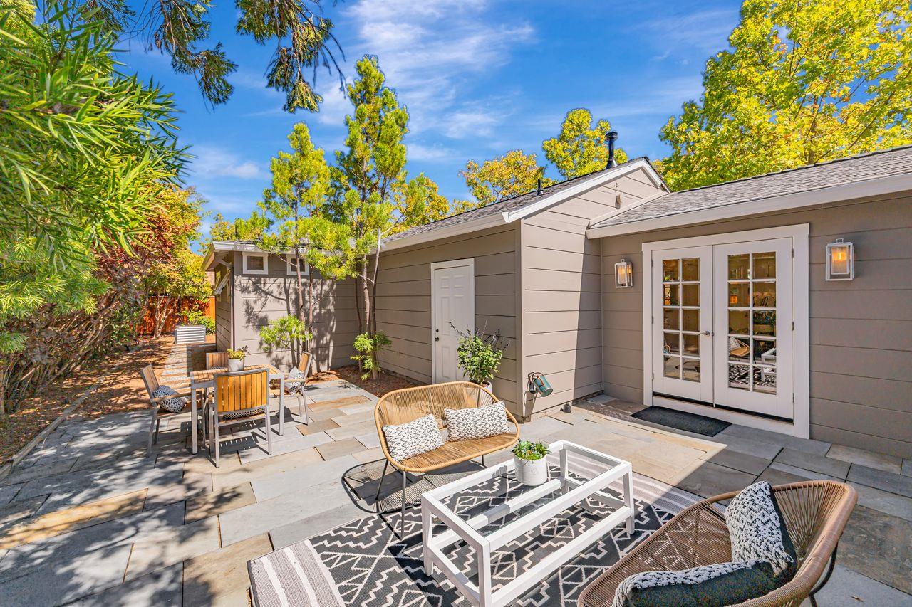 Detail Gallery Image 45 of 51 For 371 Jeter St, Redwood City,  CA 94062 - 4 Beds | 3 Baths