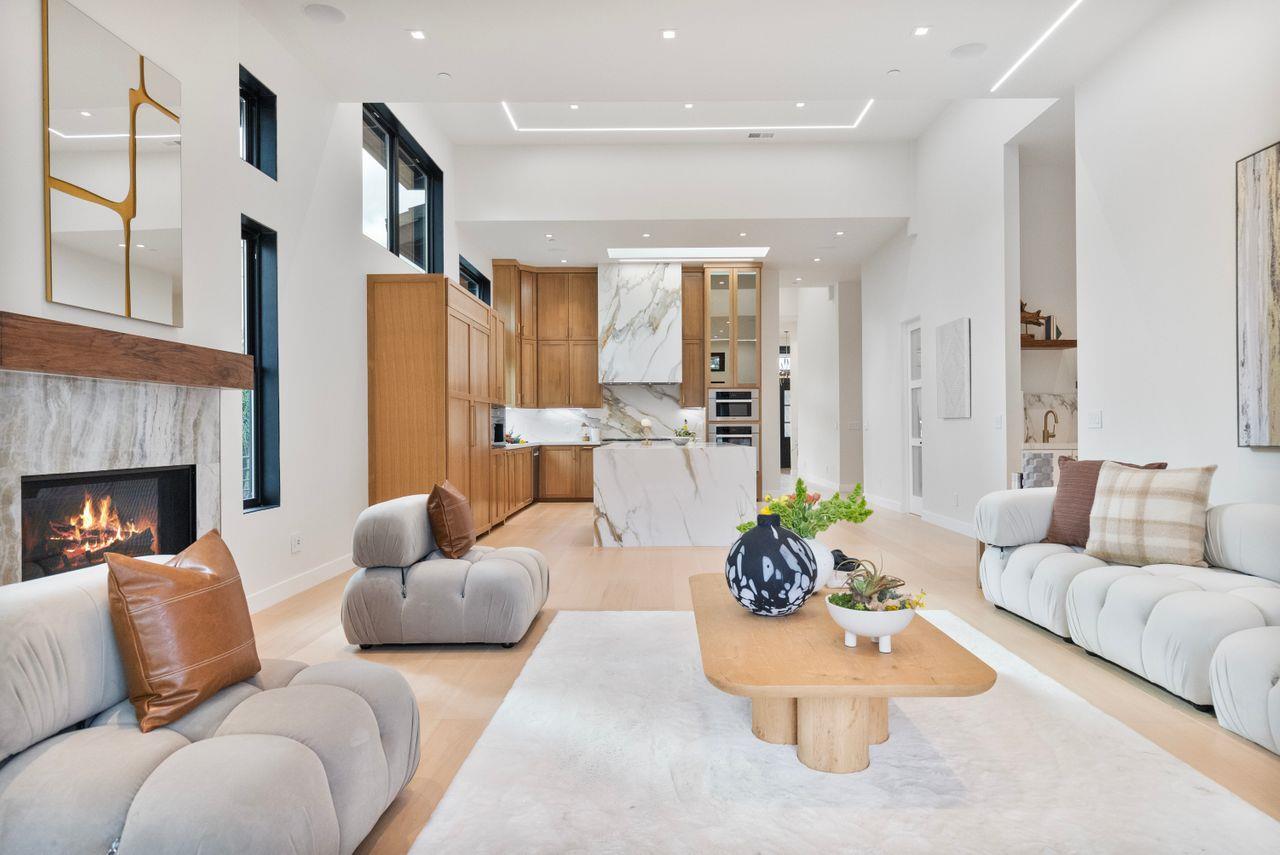 Detail Gallery Image 32 of 86 For 16108 Mays Ave, Monte Sereno,  CA 95030 - 7 Beds | 8/2 Baths