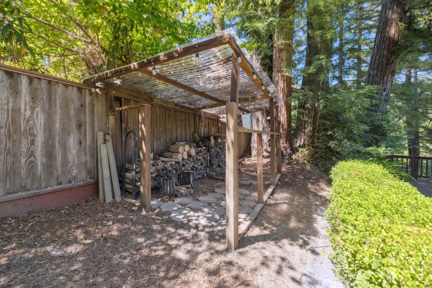 Detail Gallery Image 21 of 65 For 10510 Highway 9, Ben Lomond,  CA 95005 - 4 Beds | 3 Baths