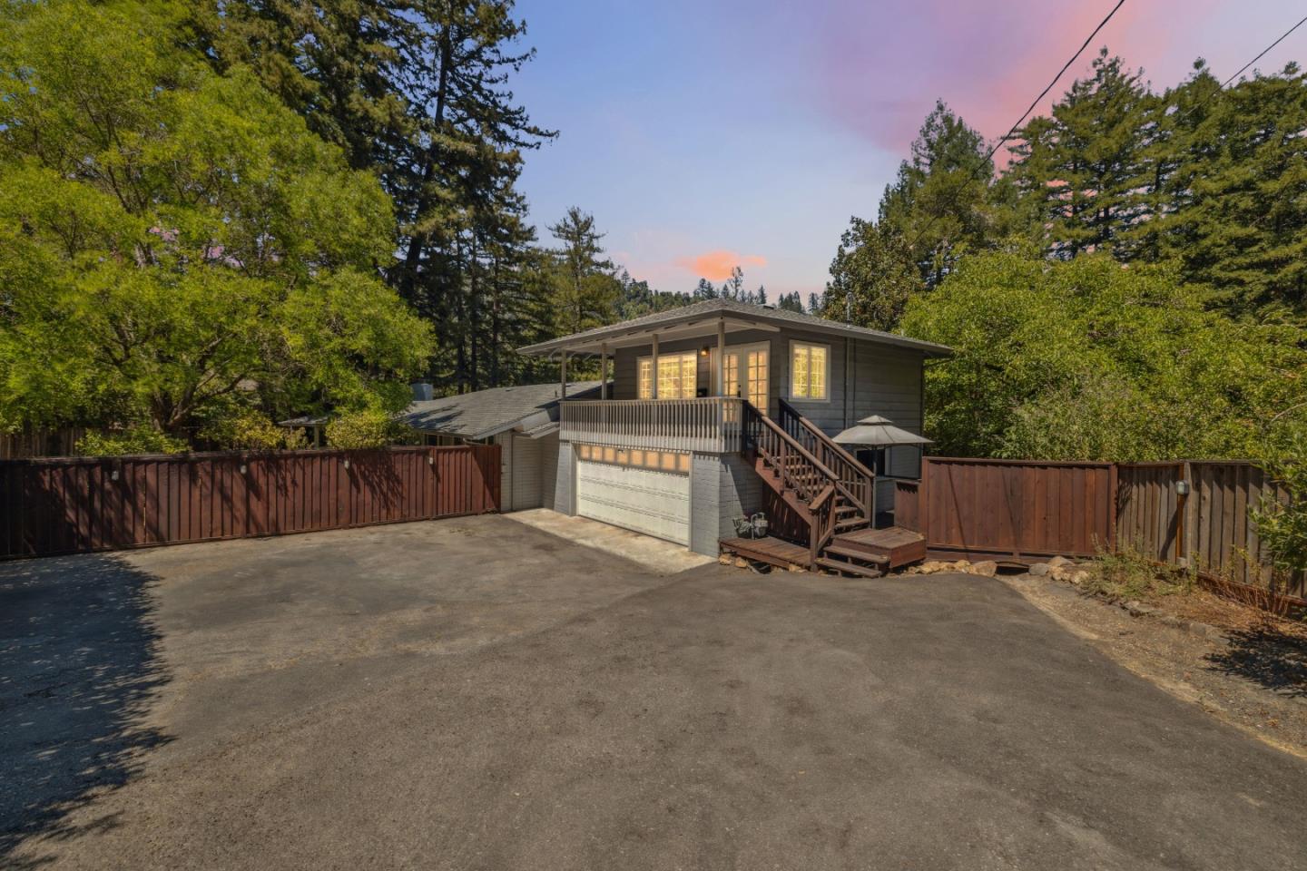 Detail Gallery Image 5 of 65 For 10510 Highway 9, Ben Lomond,  CA 95005 - 4 Beds | 3 Baths