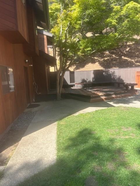 Detail Gallery Image 22 of 26 For 1005 Drake Ct, San Carlos,  CA 94070 - 4 Beds | 2/1 Baths