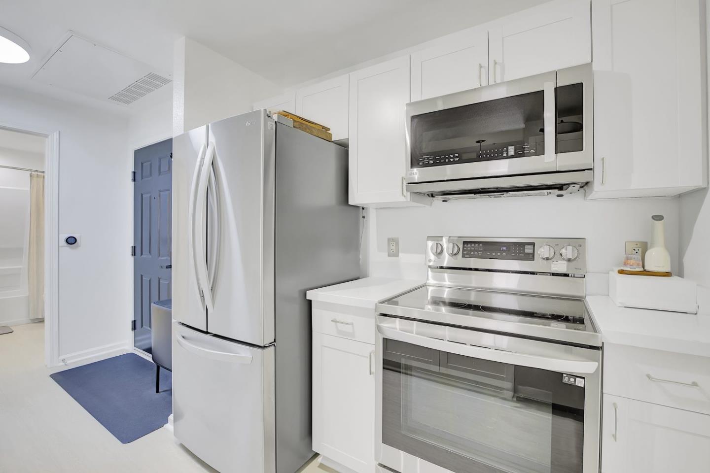 Detail Gallery Image 8 of 27 For 1550 Technology Dr #2005,  San Jose,  CA 95110 - 1 Beds | 1 Baths