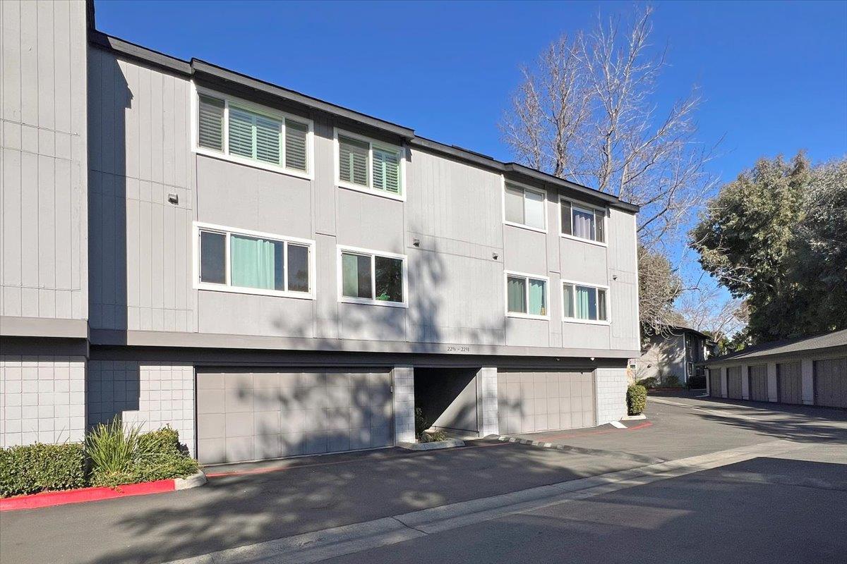 Detail Gallery Image 18 of 18 For 2296 Almaden Rd #B,  San Jose,  CA 95125 - 2 Beds | 2 Baths