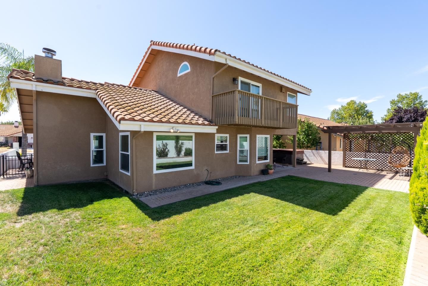 Detail Gallery Image 27 of 30 For 911 Saint Ann Dr, Paso Robles,  CA 93446 - 3 Beds | 2/1 Baths