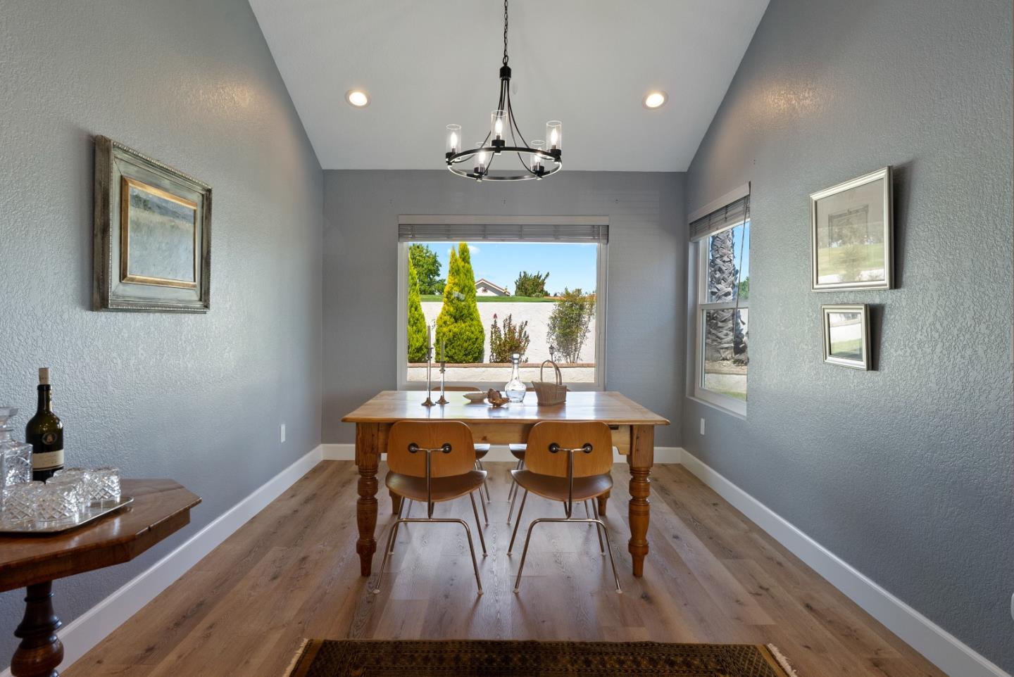 Detail Gallery Image 7 of 26 For 911 Saint Ann Dr, Paso Robles,  CA 93446 - 3 Beds | 2/1 Baths