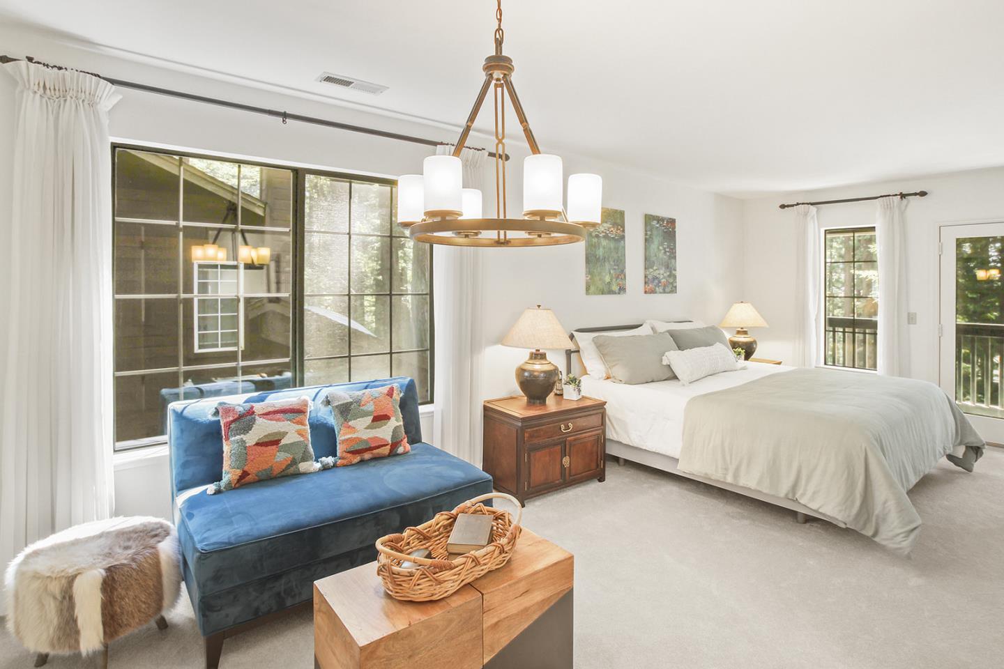 Detail Gallery Image 18 of 34 For 13630 Skyline Blvd, Woodside,  CA 94062 - 3 Beds | 2/1 Baths