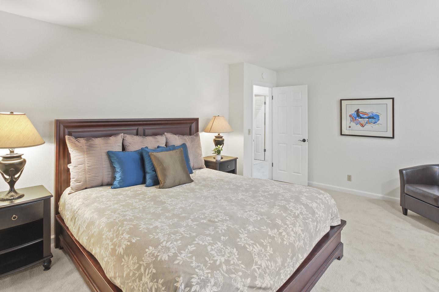 Detail Gallery Image 28 of 34 For 13630 Skyline Blvd, Woodside,  CA 94062 - 3 Beds | 2/1 Baths