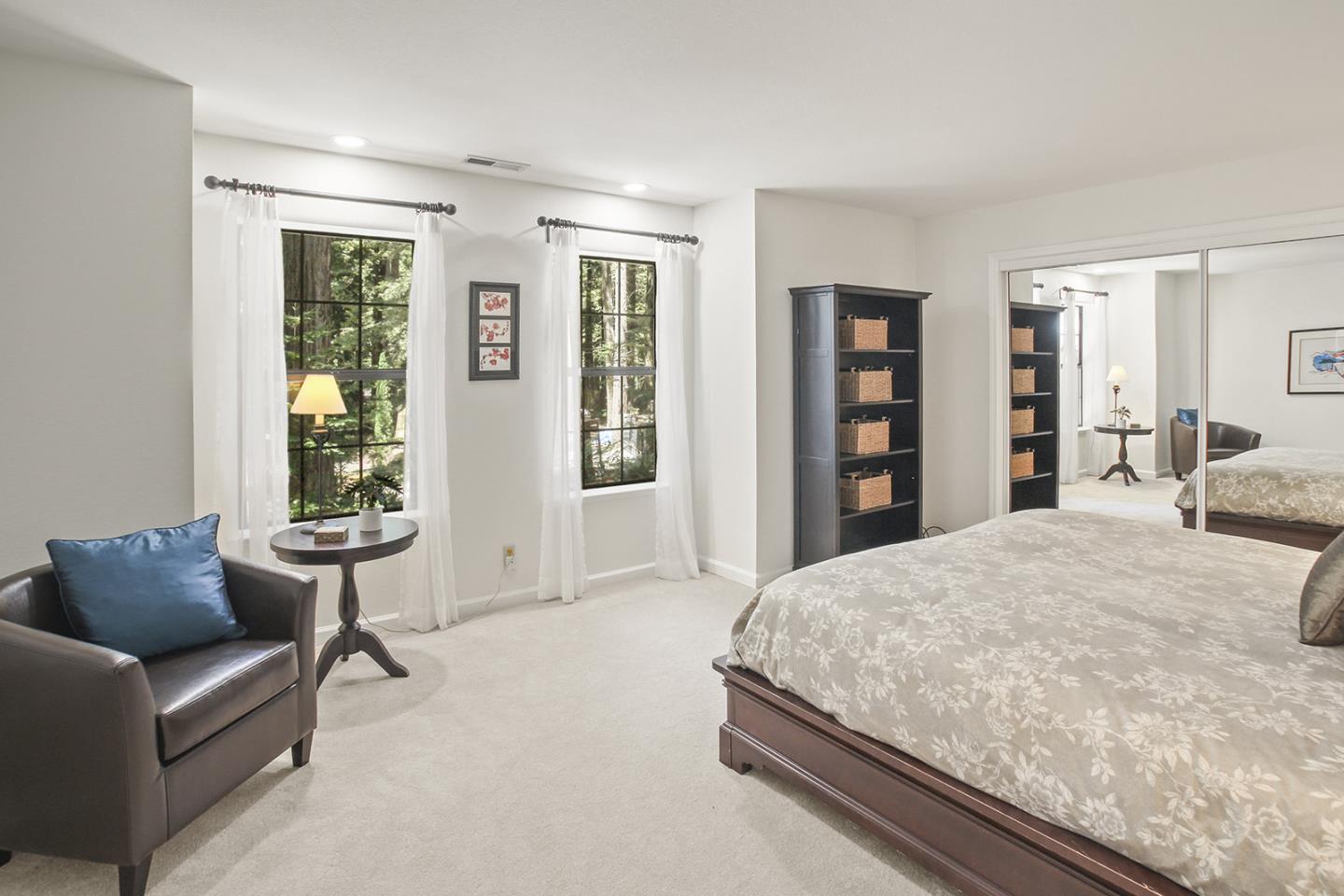 Detail Gallery Image 29 of 34 For 13630 Skyline Blvd, Woodside,  CA 94062 - 3 Beds | 2/1 Baths