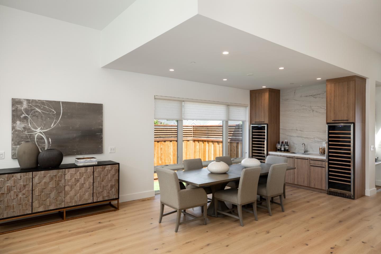 Detail Gallery Image 12 of 36 For 1686 Parkhills Ave, Los Altos,  CA 94024 - 6 Beds | 6 Baths