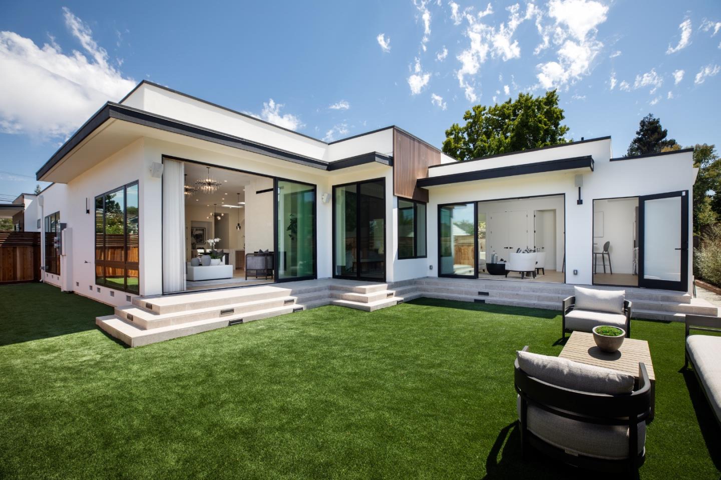 Detail Gallery Image 27 of 36 For 1686 Parkhills Ave, Los Altos,  CA 94024 - 6 Beds | 6 Baths
