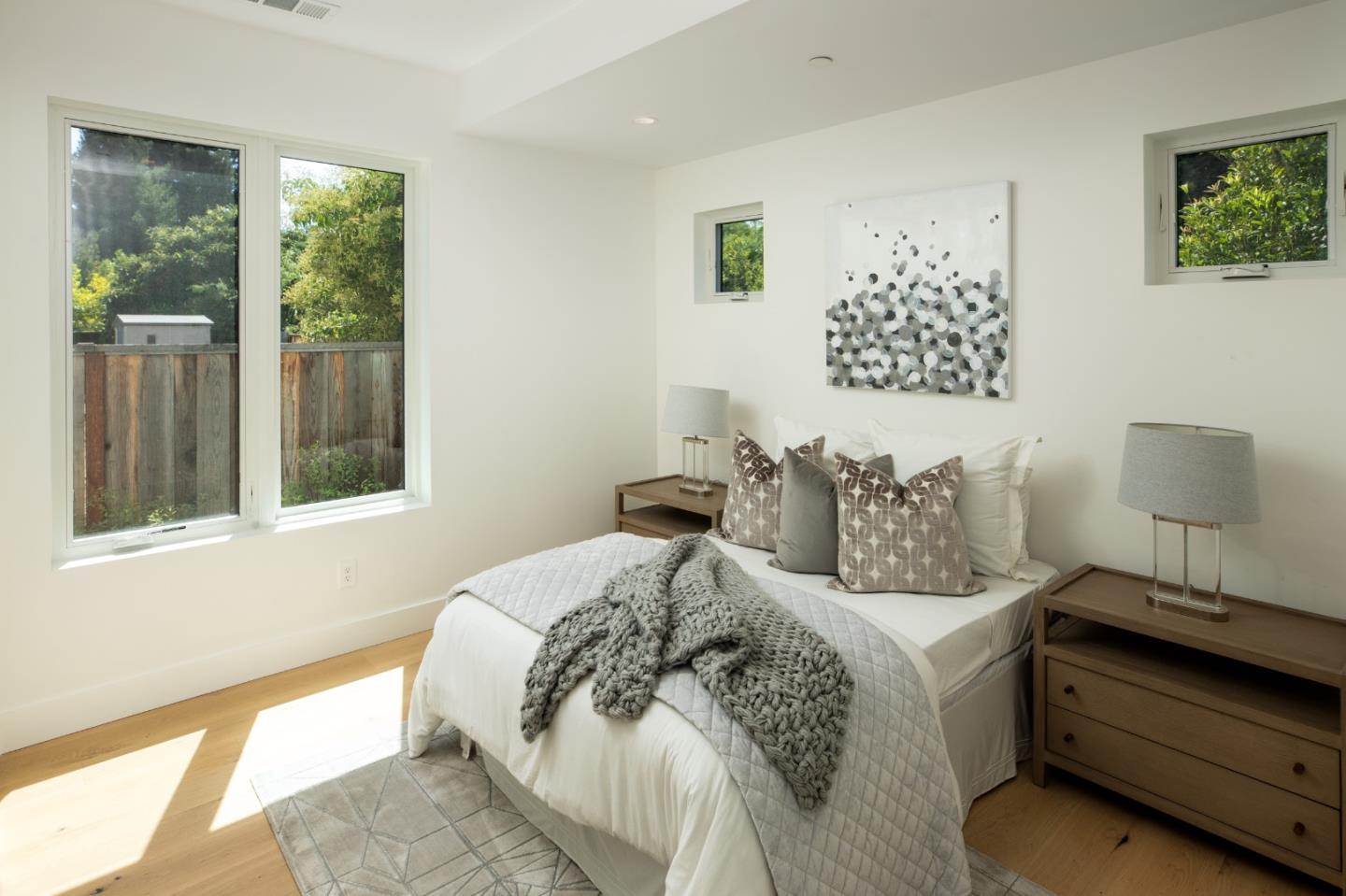Detail Gallery Image 30 of 36 For 1686 Parkhills Ave, Los Altos,  CA 94024 - 6 Beds | 6 Baths