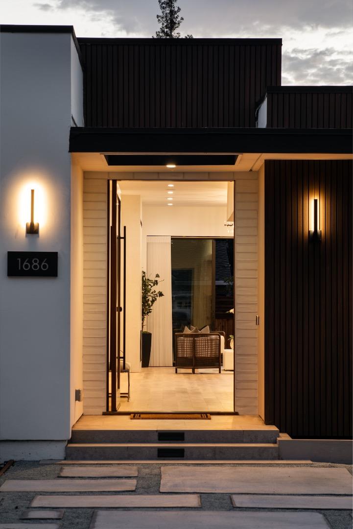 Detail Gallery Image 4 of 36 For 1686 Parkhills Ave, Los Altos,  CA 94024 - 6 Beds | 6 Baths