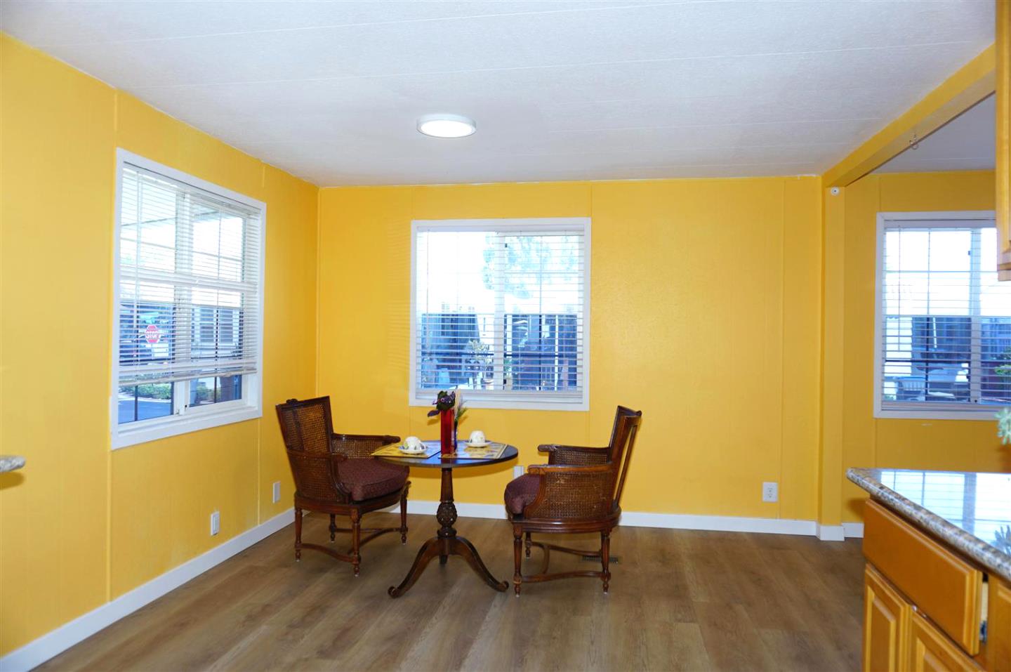 Detail Gallery Image 10 of 36 For 543 Southbay Dr #543,  San Jose,  CA 95134 - 3 Beds | 2 Baths