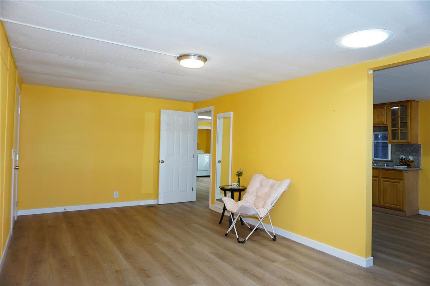 Detail Gallery Image 13 of 36 For 543 Southbay Dr #543,  San Jose,  CA 95134 - 3 Beds | 2 Baths