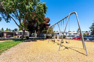 Detail Gallery Image 28 of 36 For 543 Southbay Dr #543,  San Jose,  CA 95134 - 3 Beds | 2 Baths