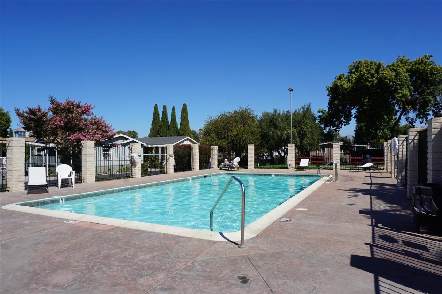 Detail Gallery Image 33 of 36 For 543 Southbay Dr #543,  San Jose,  CA 95134 - 3 Beds | 2 Baths