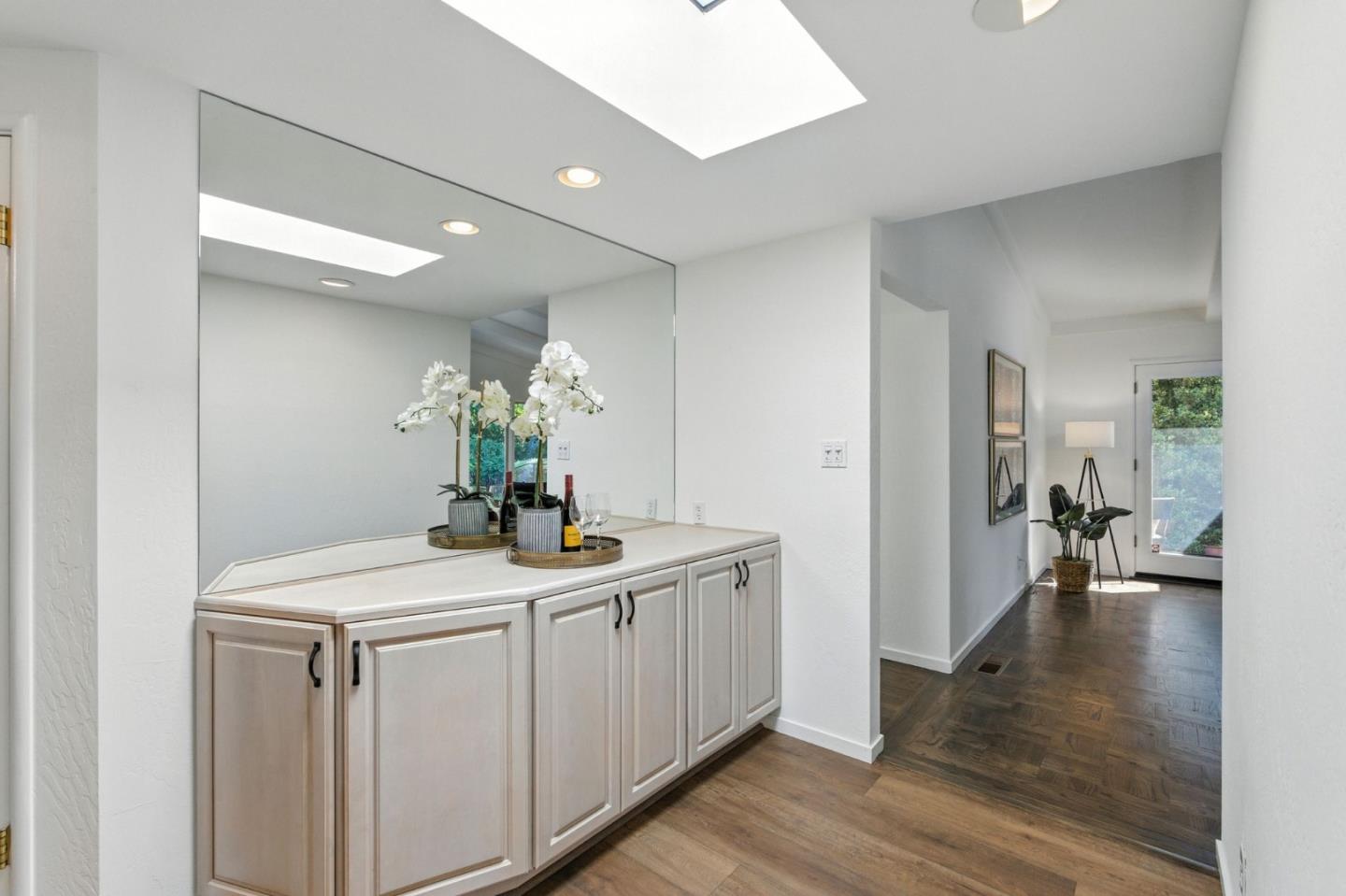 Detail Gallery Image 11 of 50 For 723 Josina Ave, Palo Alto,  CA 94306 - 3 Beds | 2 Baths