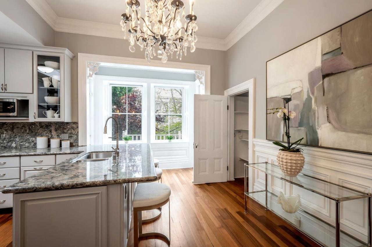 Detail Gallery Image 21 of 54 For 4087 17th St, San Francisco,  CA 94114 - 2 Beds | 2 Baths