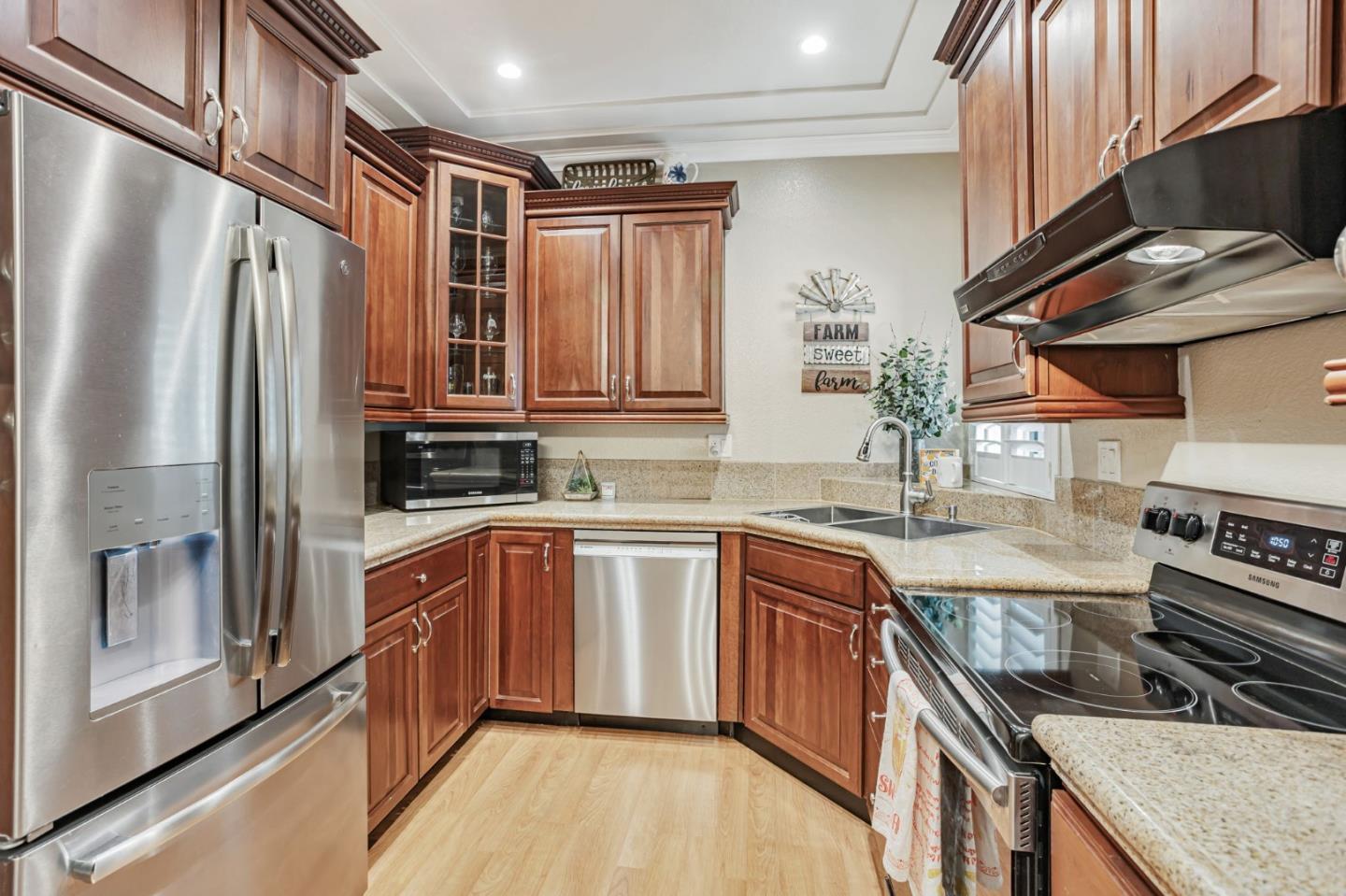 Detail Gallery Image 10 of 39 For 1721 Braddock Ct, San Jose,  CA 95125 - 2 Beds | 2 Baths