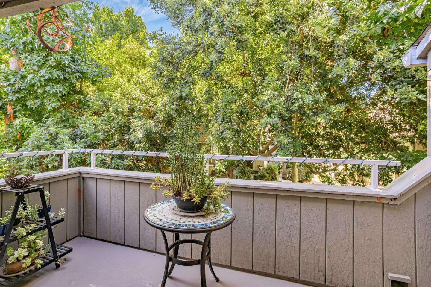 Detail Gallery Image 8 of 39 For 1721 Braddock Ct, San Jose,  CA 95125 - 2 Beds | 2 Baths