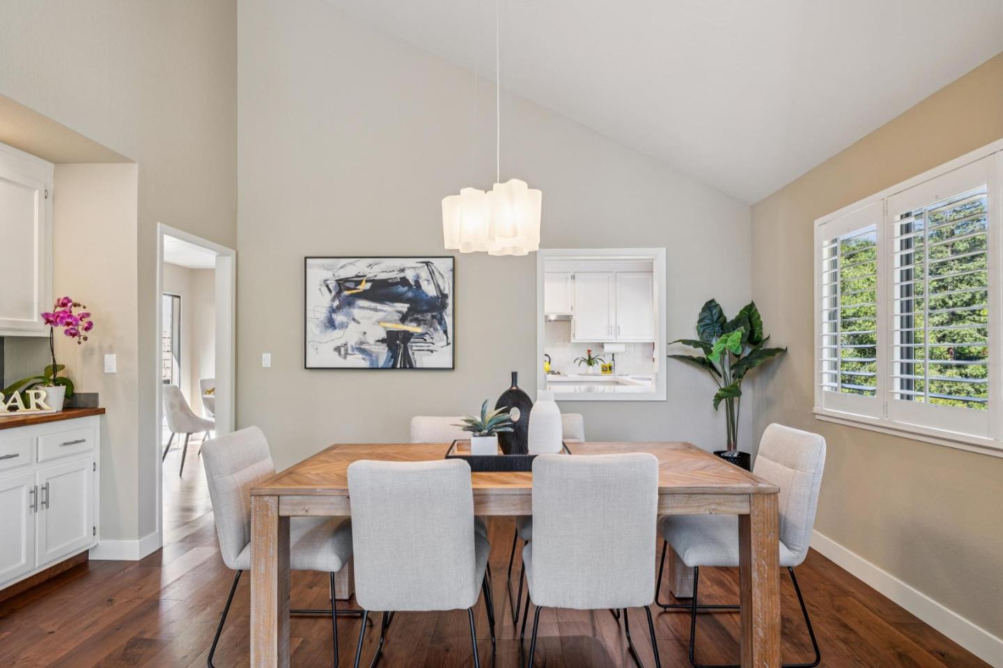 Detail Gallery Image 16 of 27 For 404 Ridge Gate Rd, Orinda,  CA 94563 - 3 Beds | 2 Baths