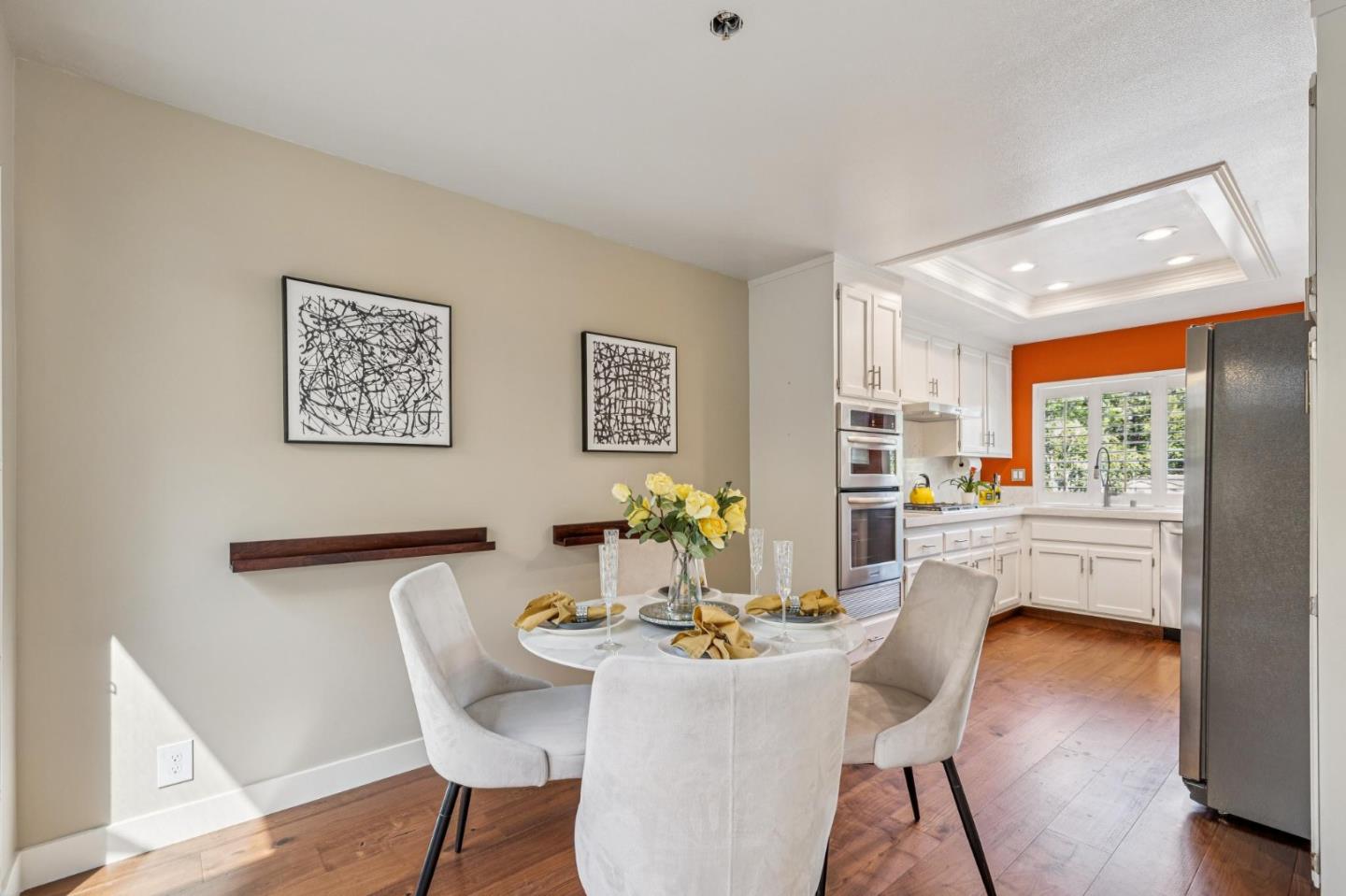 Detail Gallery Image 17 of 27 For 404 Ridge Gate Rd, Orinda,  CA 94563 - 3 Beds | 2 Baths