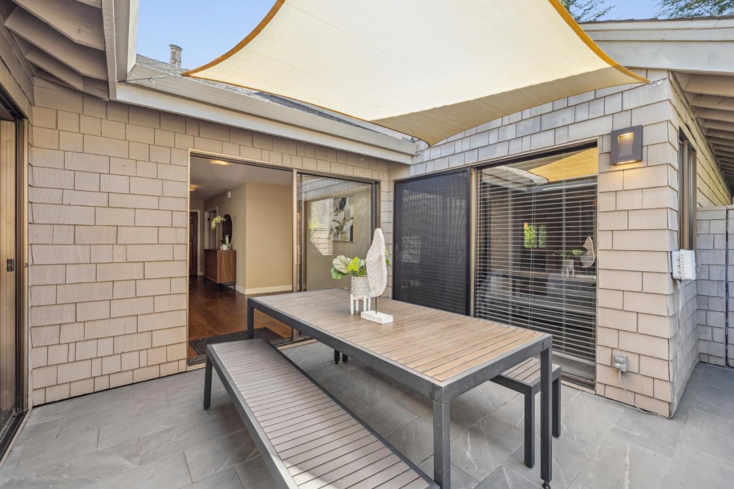 Detail Gallery Image 22 of 27 For 404 Ridge Gate Rd, Orinda,  CA 94563 - 3 Beds | 2 Baths