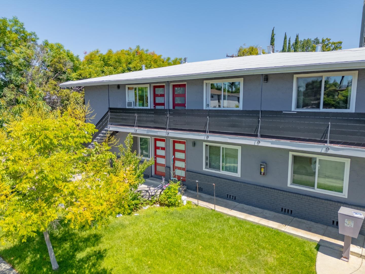 Detail Gallery Image 2 of 32 For 430 Dunster Dr, Campbell,  CA 95008 - – Beds | – Baths