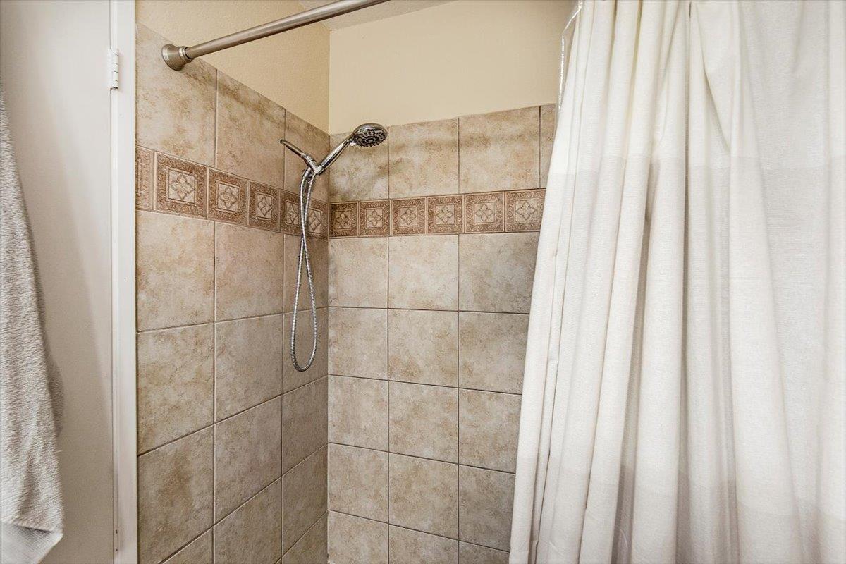 Detail Gallery Image 13 of 23 For 2305 La Terrace Cir, San Jose,  CA 95123 - 1 Beds | 1 Baths
