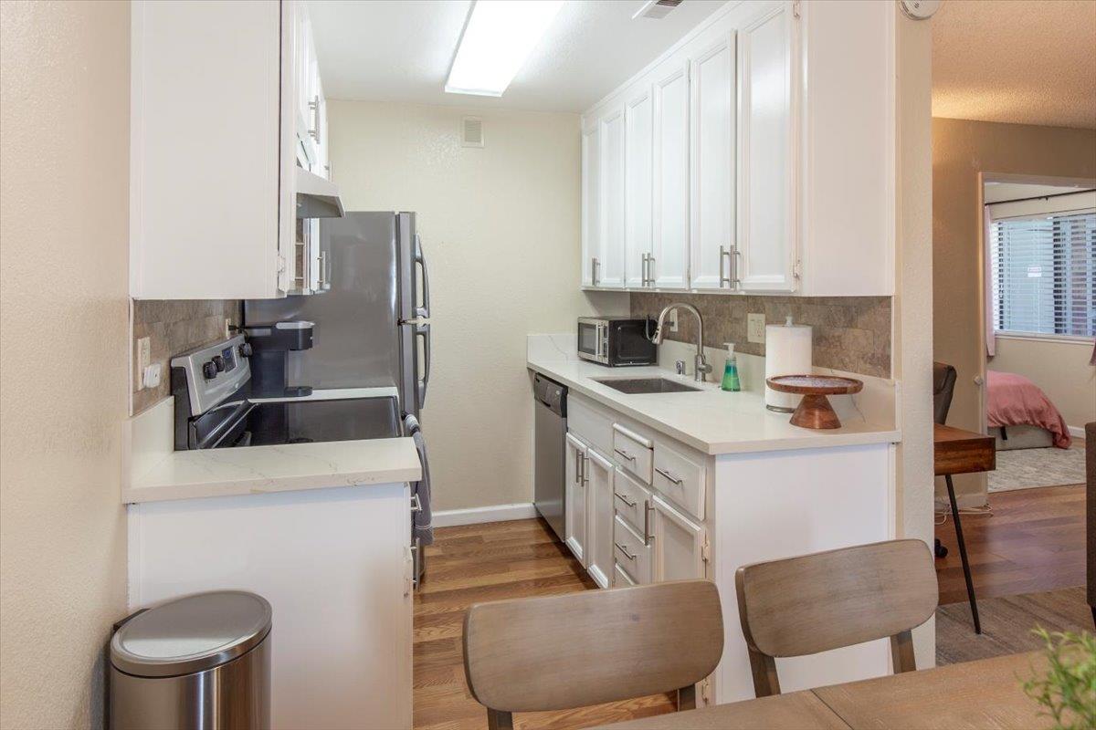 Detail Gallery Image 9 of 23 For 2305 La Terrace Cir, San Jose,  CA 95123 - 1 Beds | 1 Baths
