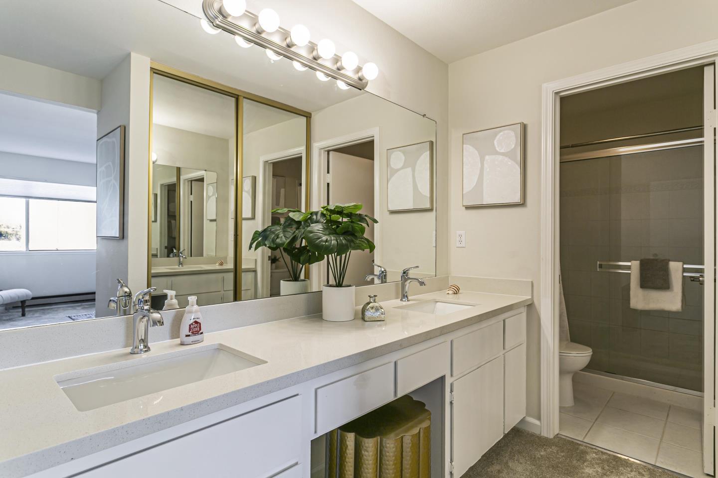 Detail Gallery Image 19 of 30 For 2206 Almaden Road Rd #B,  San Jose,  CA 95125 - 2 Beds | 2 Baths