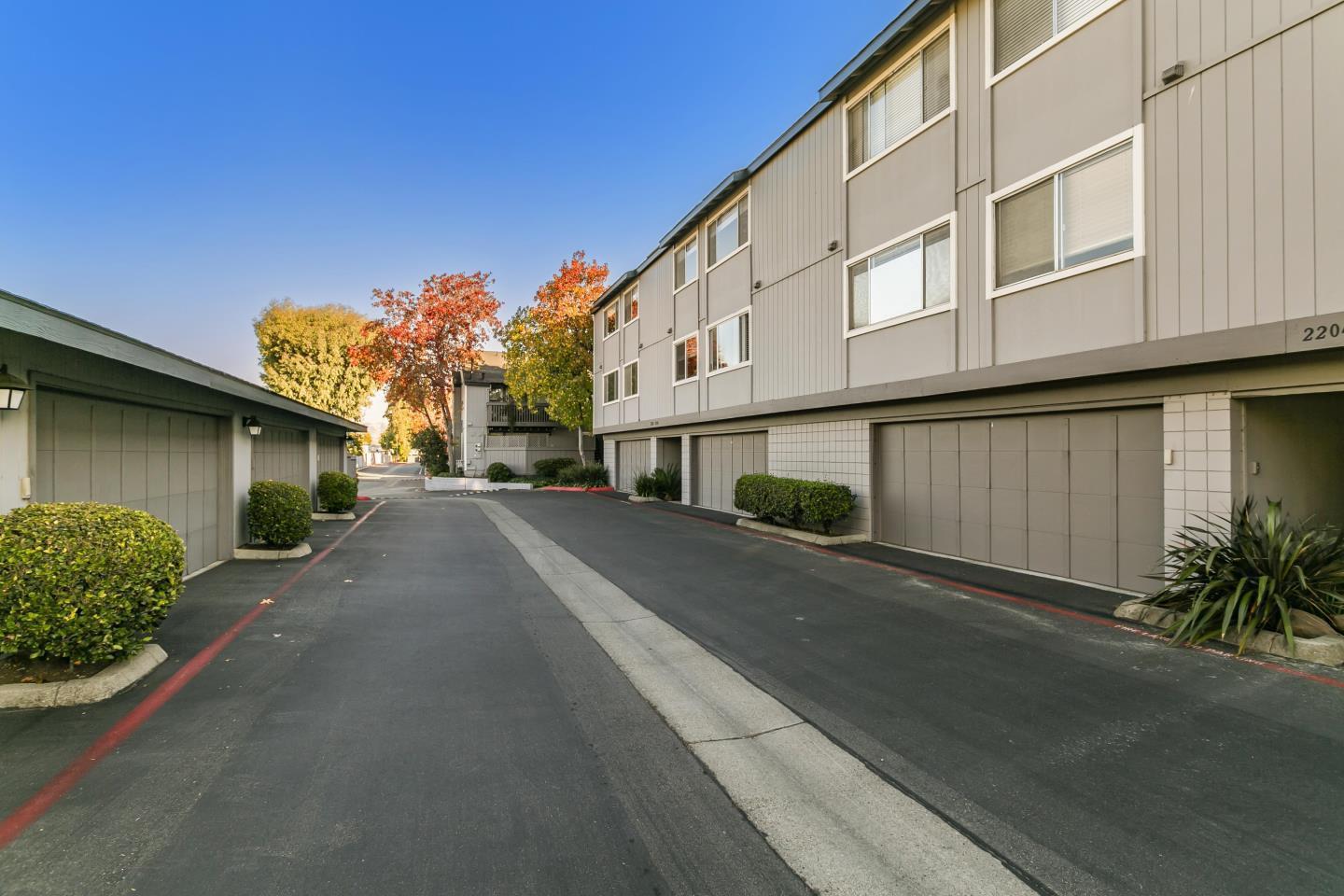 Detail Gallery Image 25 of 30 For 2206 Almaden Road Rd #B,  San Jose,  CA 95125 - 2 Beds | 2 Baths