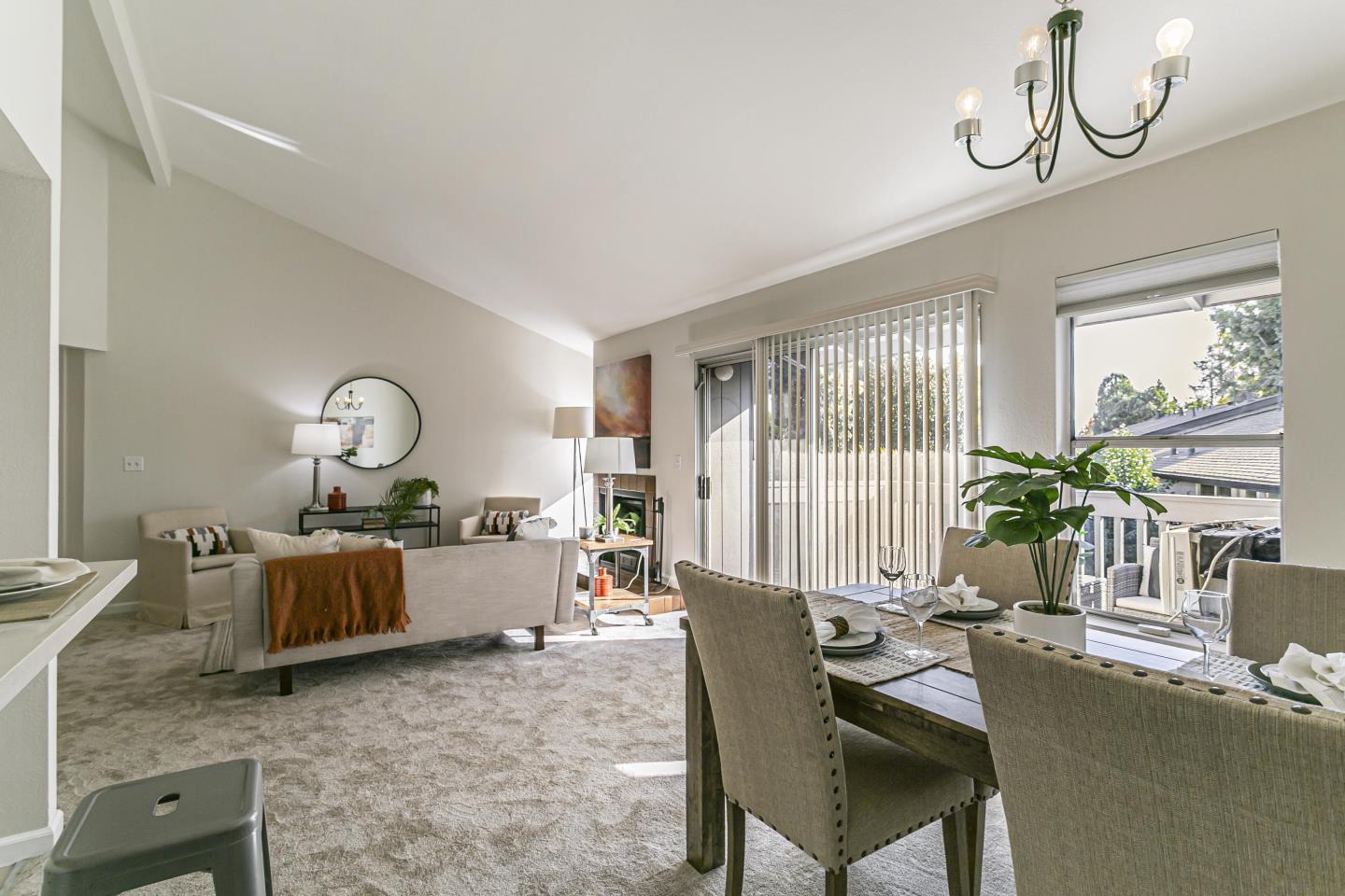 Detail Gallery Image 5 of 30 For 2206 Almaden Road Rd #B,  San Jose,  CA 95125 - 2 Beds | 2 Baths