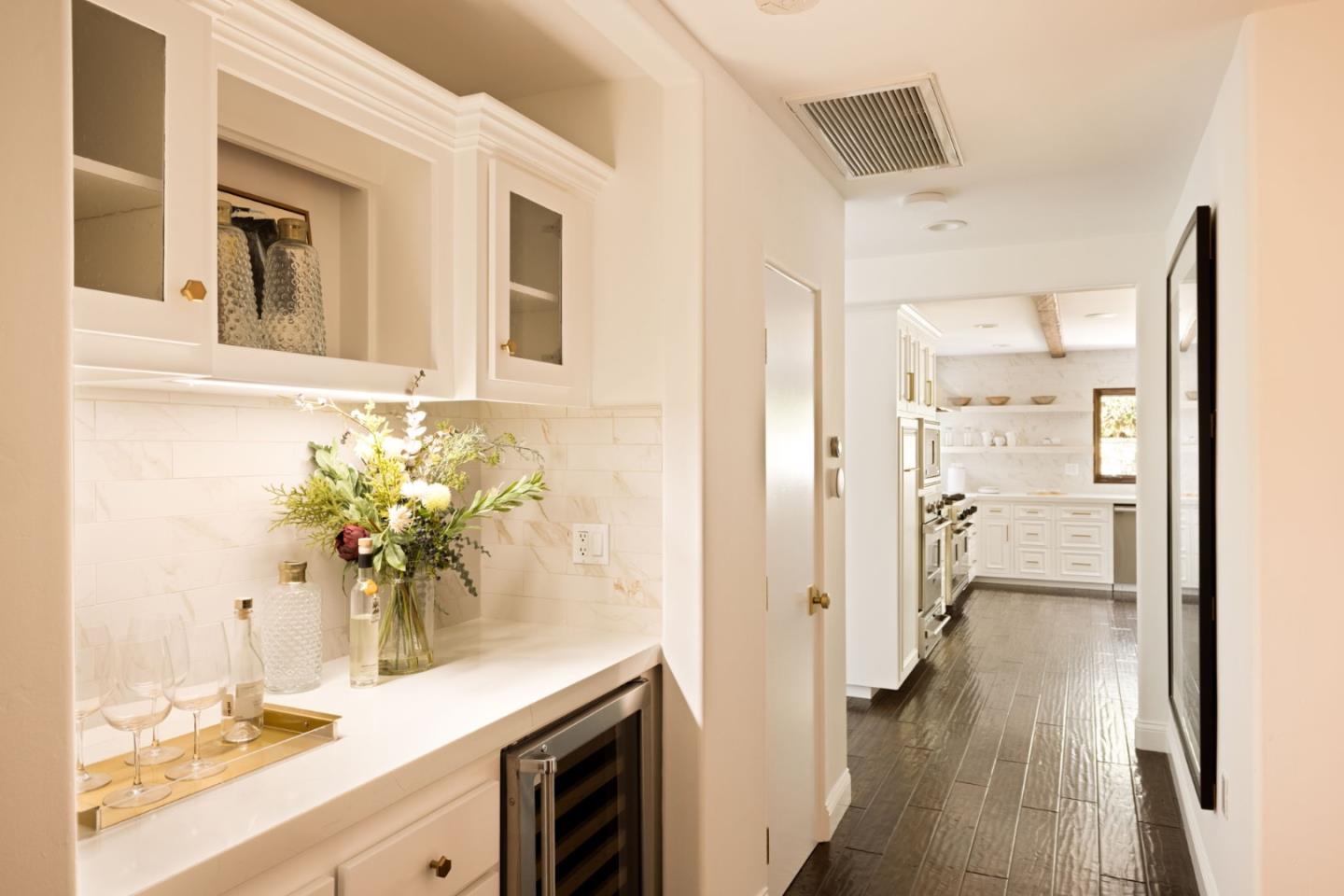 Detail Gallery Image 11 of 59 For 24153 Long Valley Rd, Hidden Hills,  CA 91302 - 5 Beds | 4/1 Baths