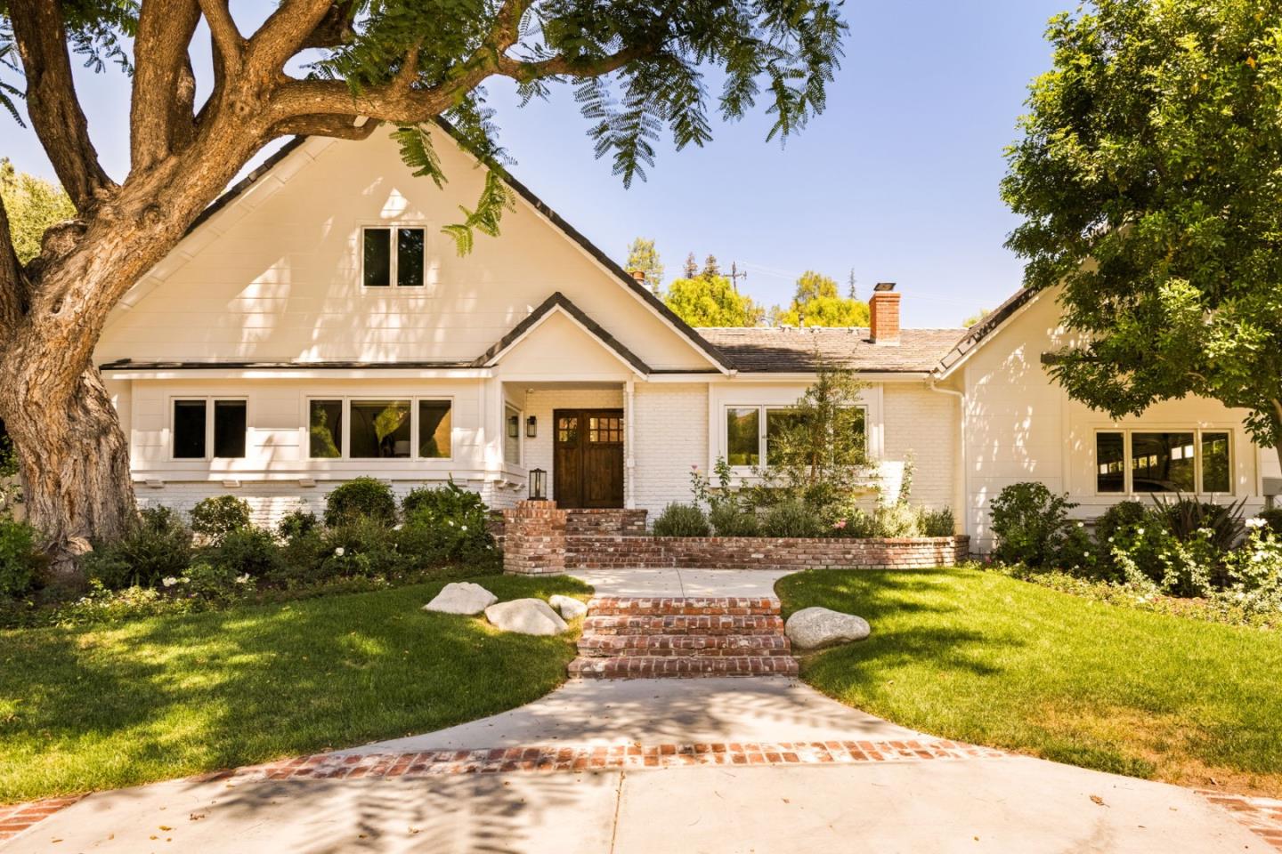 Detail Gallery Image 2 of 59 For 24153 Long Valley Rd, Hidden Hills,  CA 91302 - 5 Beds | 4/1 Baths