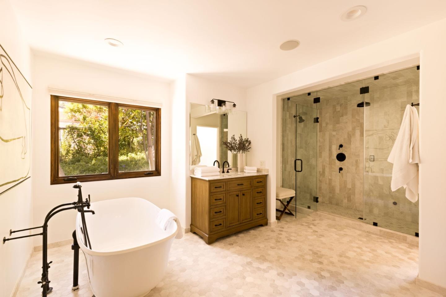 Detail Gallery Image 22 of 59 For 24153 Long Valley Rd, Hidden Hills,  CA 91302 - 5 Beds | 4/1 Baths