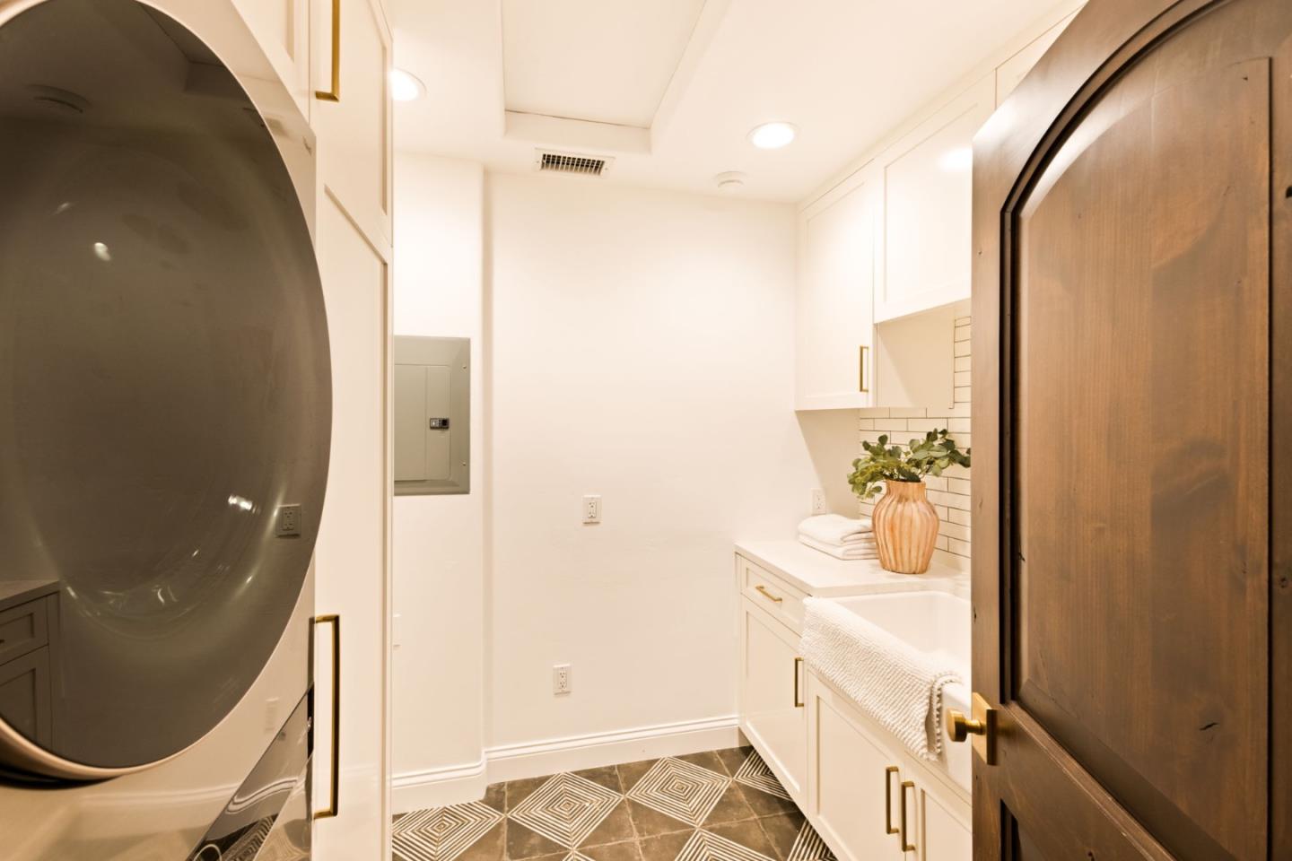 Detail Gallery Image 37 of 59 For 24153 Long Valley Rd, Hidden Hills,  CA 91302 - 5 Beds | 4/1 Baths