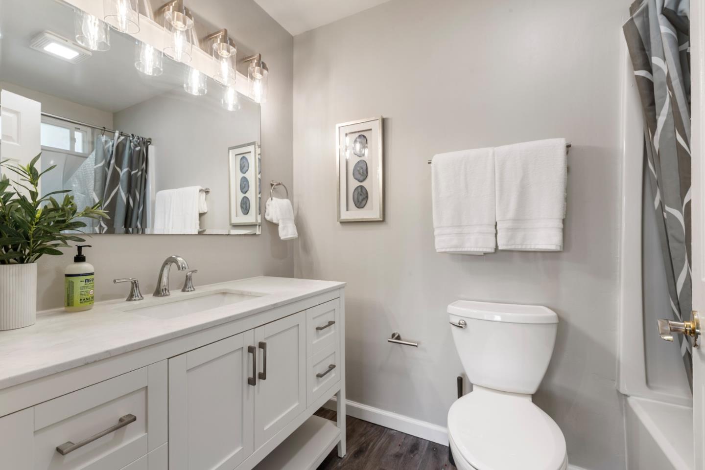 Detail Gallery Image 13 of 24 For 4824 Rue Calais, San Jose,  CA 95136 - 4 Beds | 2 Baths